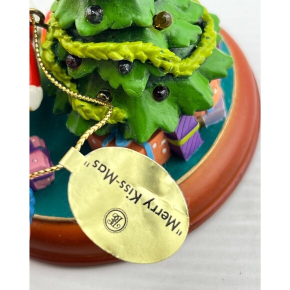 SIMPSONS Bradford Christmas Ornament Illuminated "Merry Kiss-Mas" Homer Marge - Picture 5 of 9